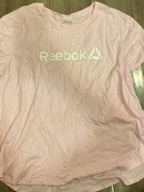 Reebok tshirt
